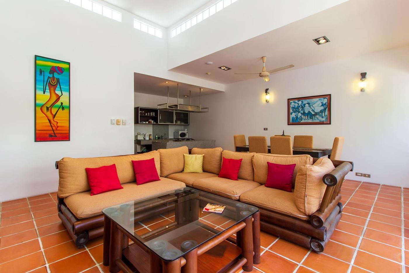 Kamala Hills Serviced Apartments Стая снимка